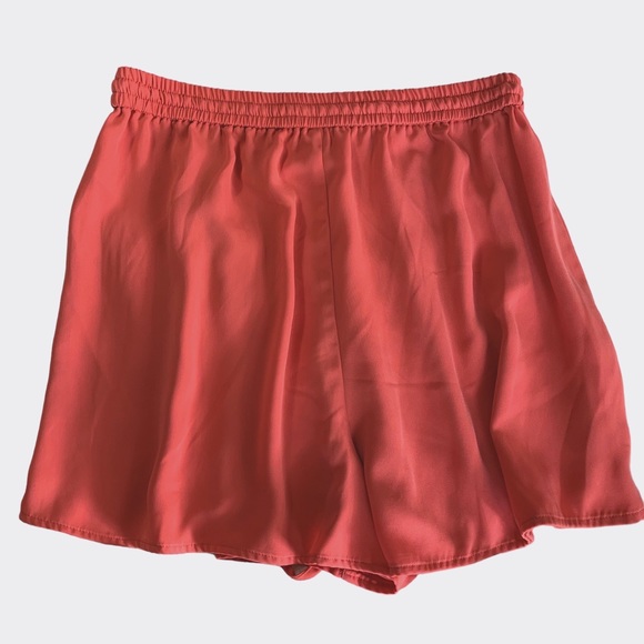 J. CREW MERCANTILE HIGH-WAIST CORAL SHORTS - Picture 14 of 16